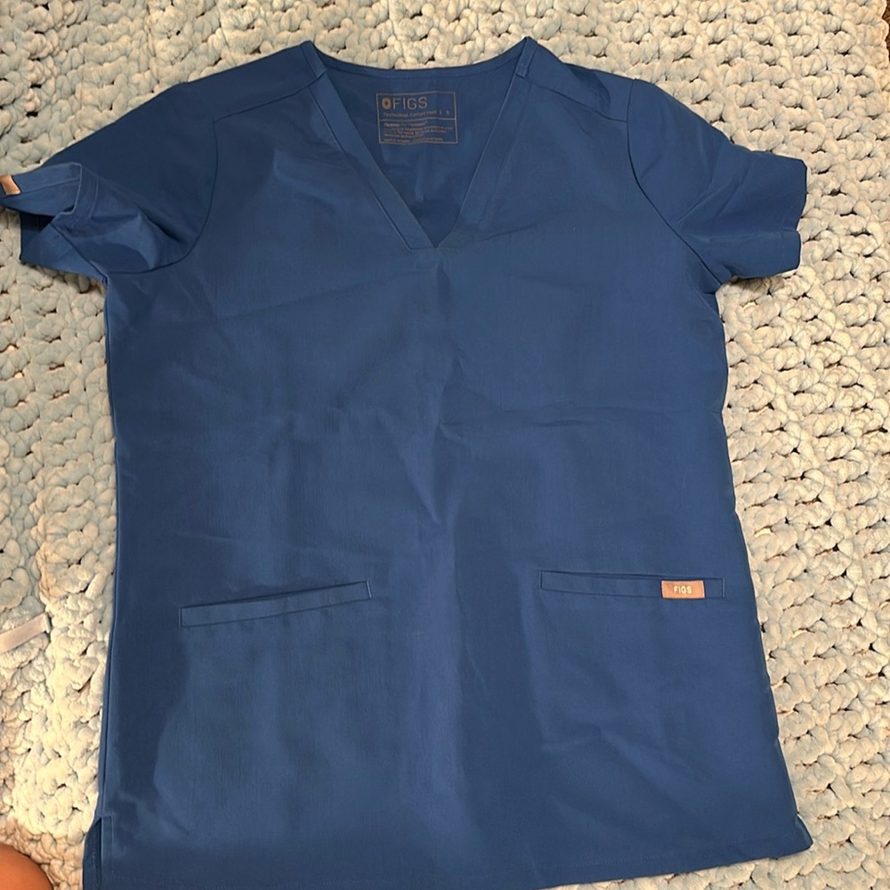 Figs Scrub Top